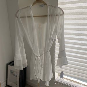 NWT In Bloom by Jonquil White Robe